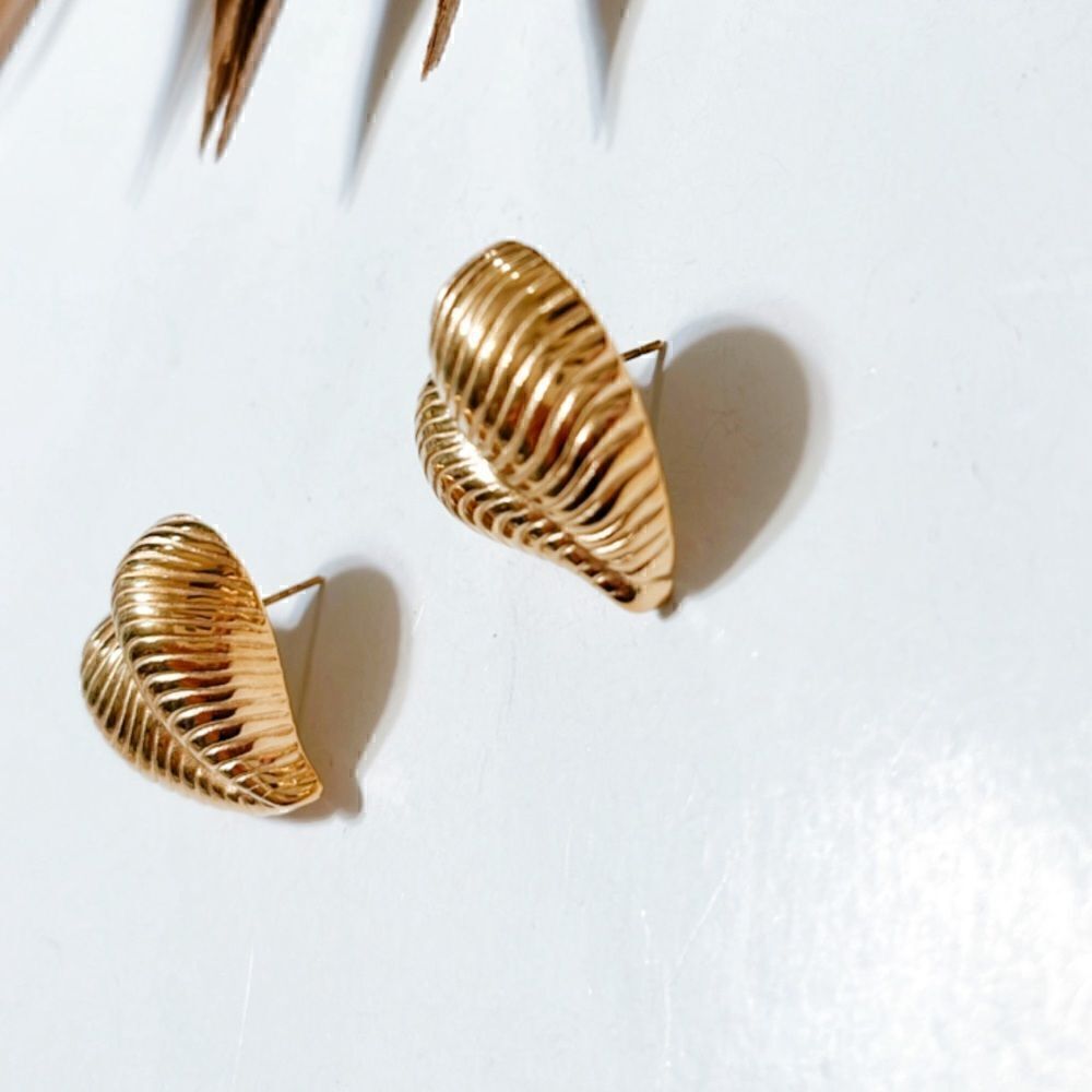 Textured heart stud earrings #1151 - Picture 3 of 4